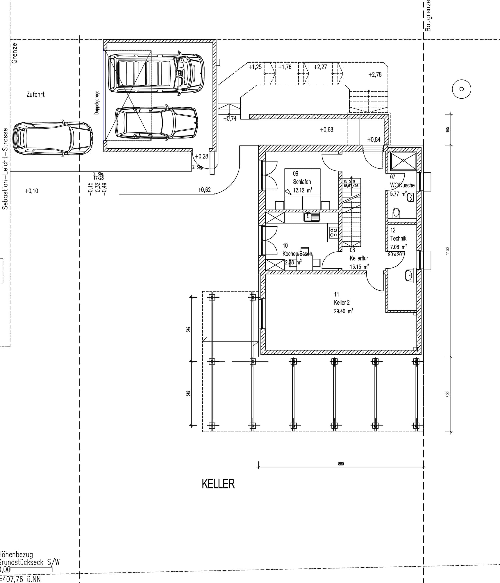 Der Grundriss des Kellers des Modernen Holzkubuses am Hang mit Holzfassade