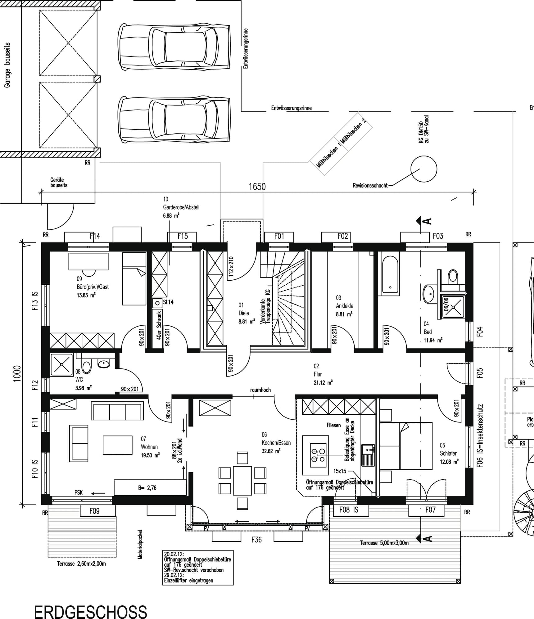 Der Grundriss des EGs des modernes Zweifamilienhauses aus Holz mit Wintergarten