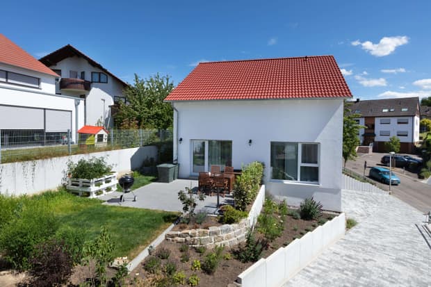 Der Garten lädt zum entspannen ein