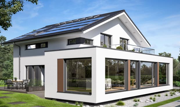 Modernes Einfamilienhaus mit Flachdachanbau, großen Fenstern, Balkon, Solarpanelen und gepflegtem Garten.