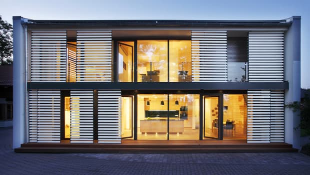 Musterhauspark Sonnleitner Ortenburg, Functionality, Holzhaus mit Schiebeelementen, Plus-Energie-Haus