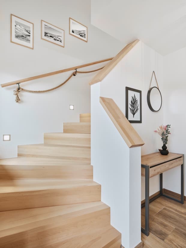 Fertighaus-WEISS-Haus-Schlemmel-Treppe