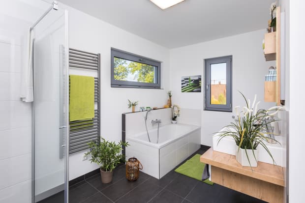 Hanse Haus Villa 165 Adelsried: Badezimmer 