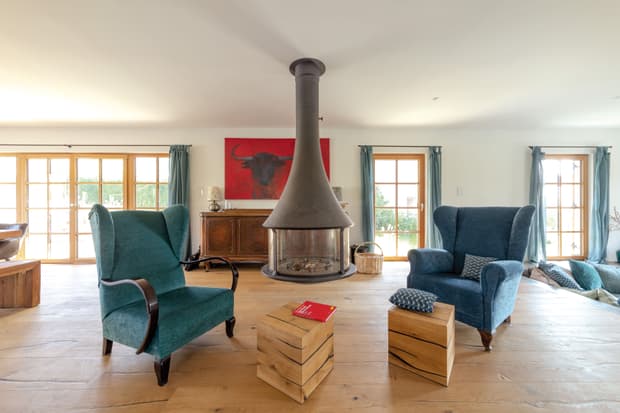 Wohnbereich mit Kamin Vitalhaus Alois