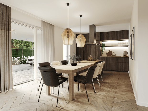 Moderner Essbereich mit hellem Holztisch, sechs gepolsterten Stühlen, zwei Hängelampen und dunkler Holzküche im Hintergrund
