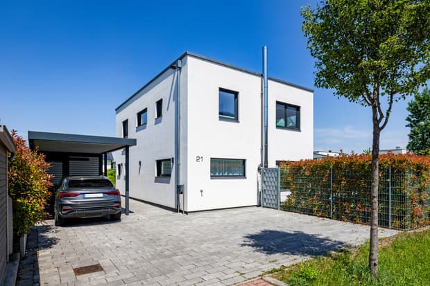 LUXHAUS Flachdach 173