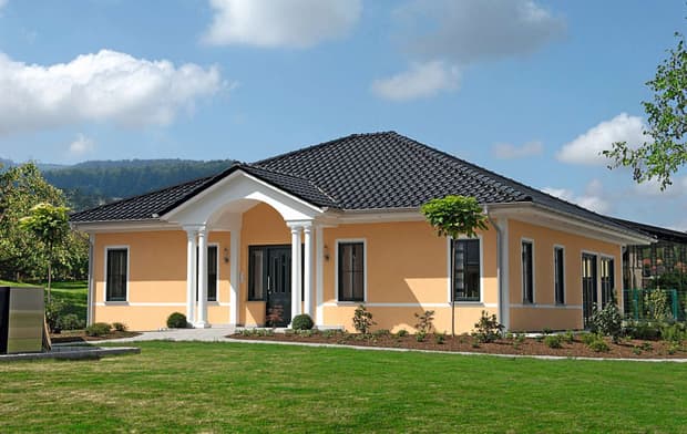 Bungalow von RENSCH-HAUS Musterhaus Madeira.