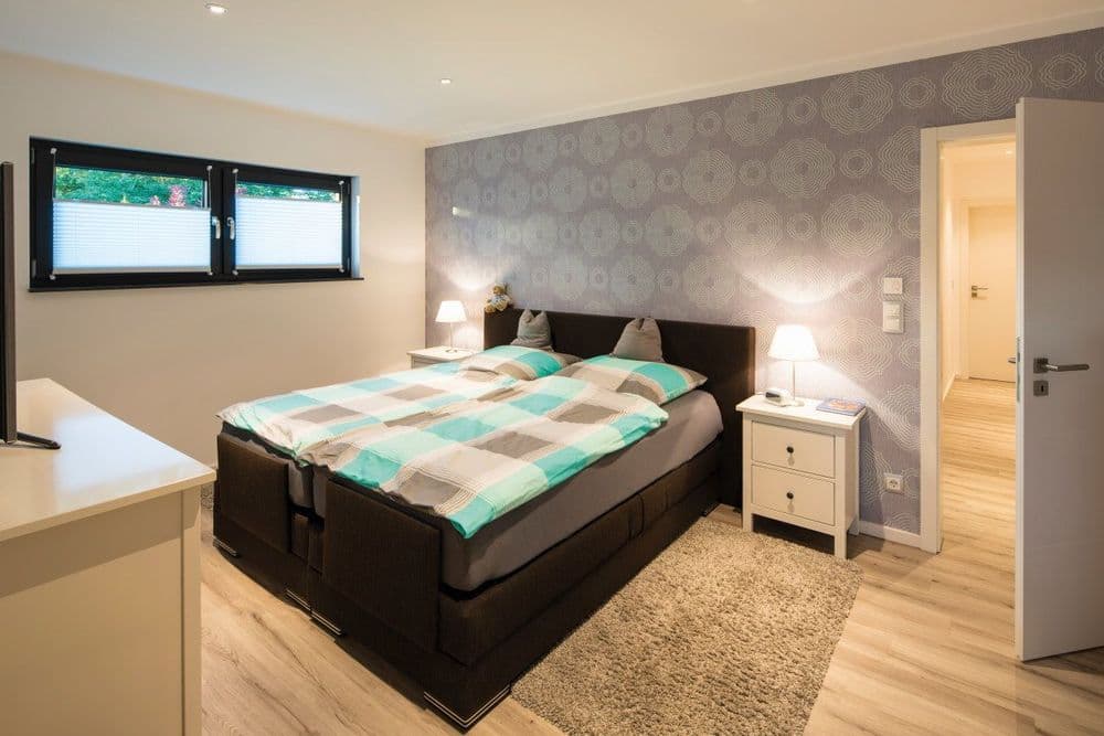 Schlafzimmer mit direktem Zugang zum Bad