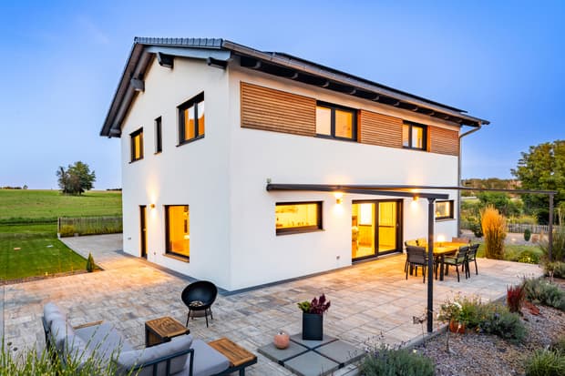 Luxhaus Satteldach Landhaus 152