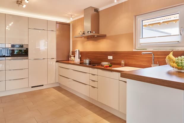 LUXHAUS Satteldach Landhaus 139