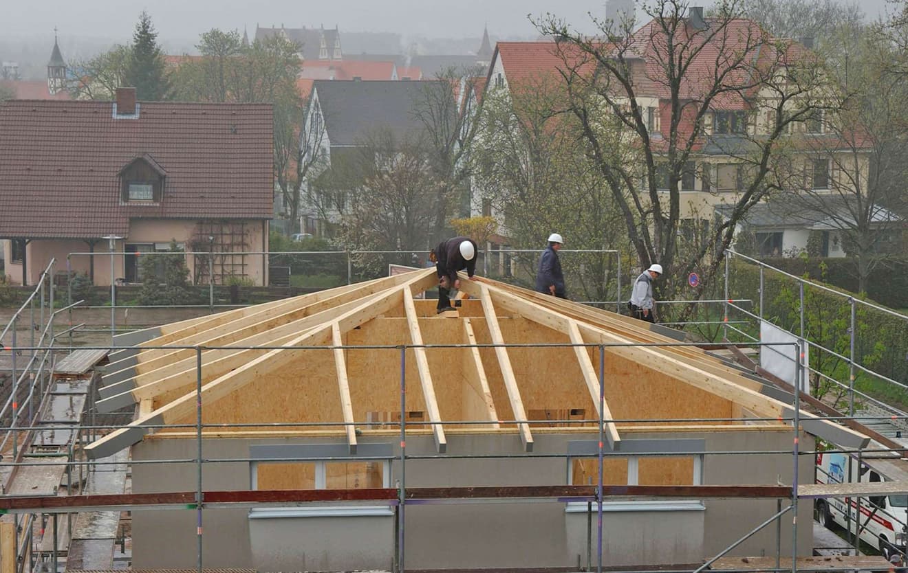 Der niedrige Dachstuhl