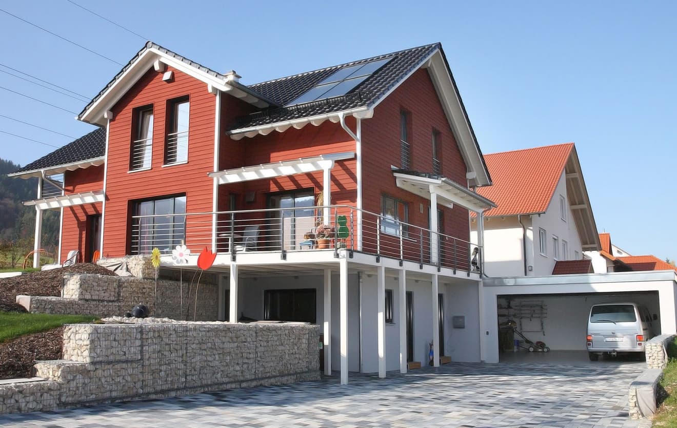 Individuelles Fertighaus mit Keller und Garage