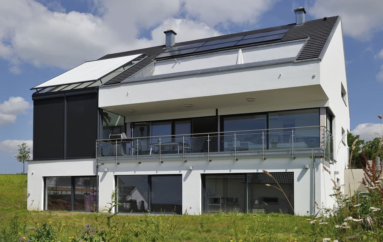 Fertighaus mit Keller als Mehrgenerationenhaus