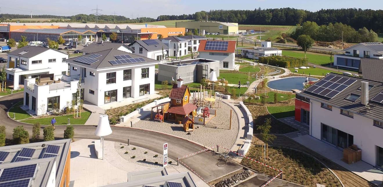 Ansicht der Fertighauswelt Günzburg aus der Luft