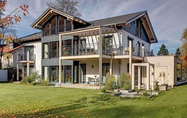 Mehrfamilienhaus in Blockbauweise