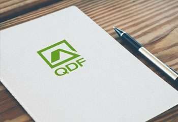 Das QDF-Siegel verspricht höchste Bauqualität: von nachhaltigem über serviceorientiertem bis hin zu gesundem und allergikergeeignetem Bauen.